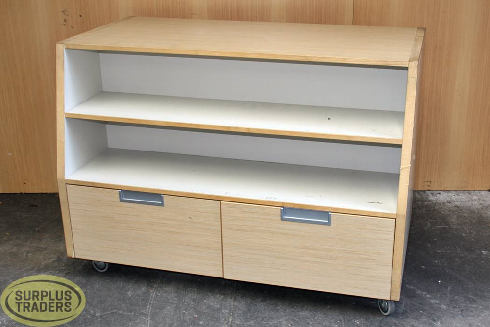 Mobile Display on Castors