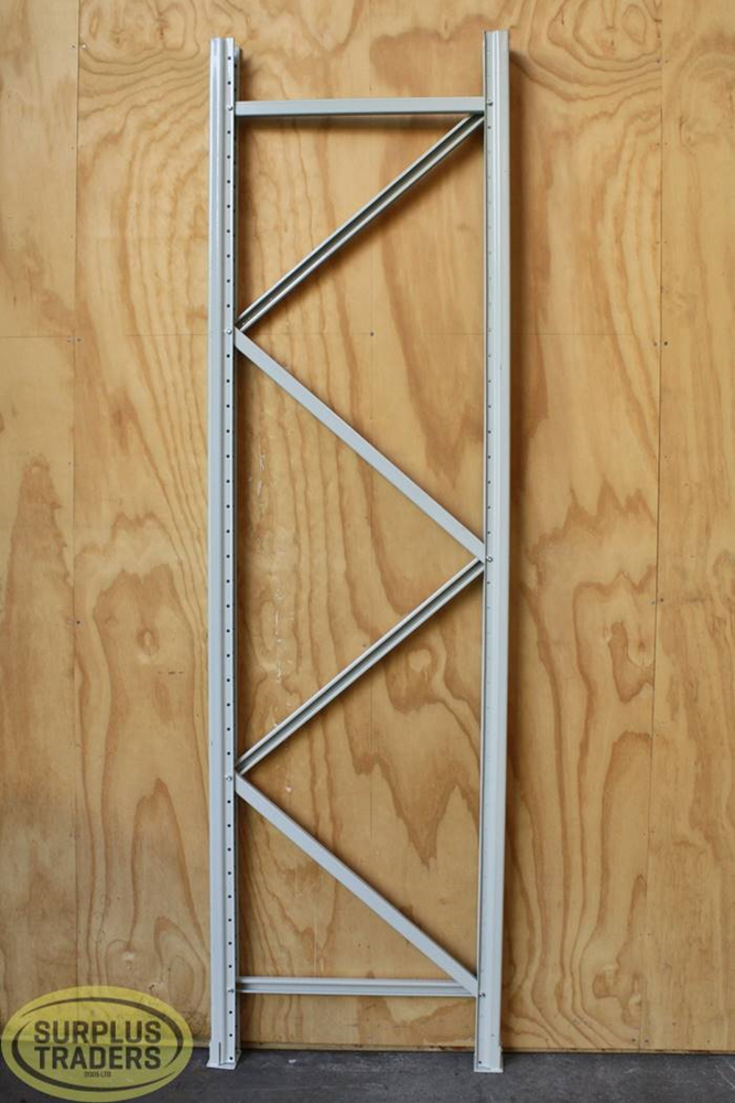 New Ivory Upright 2400x600mm