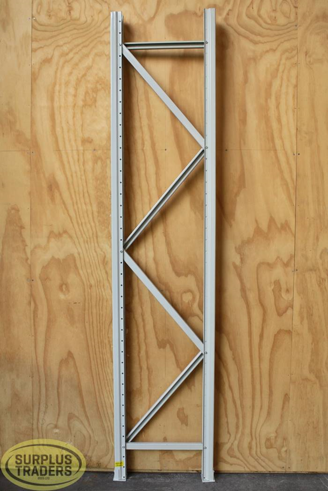 New Ivory Upright 3000x450mm