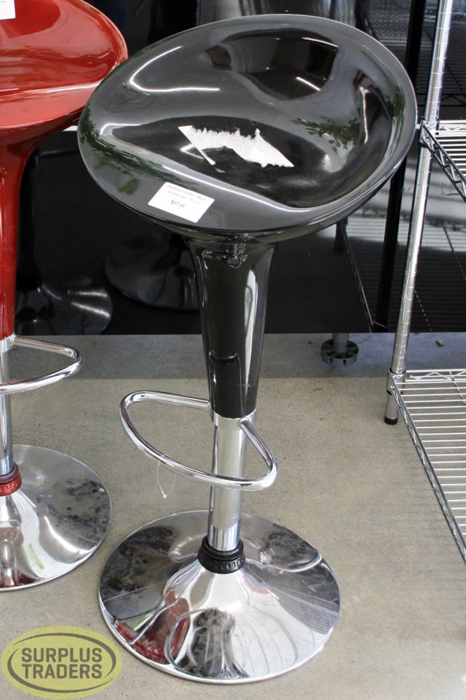 Bar Stool Black / Chrome