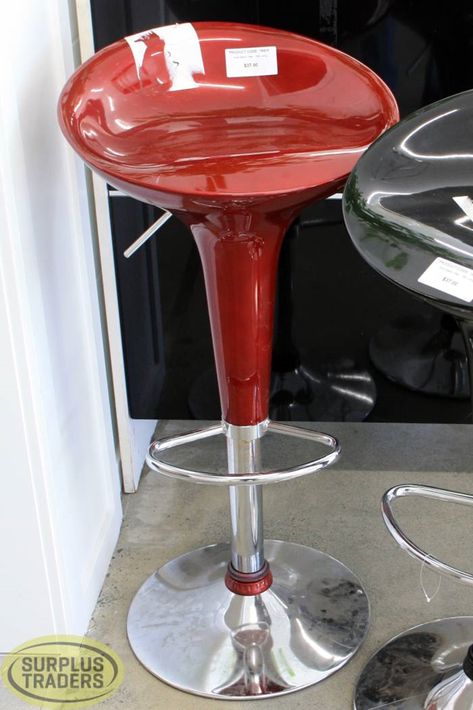Bar Stool Red / Chrome