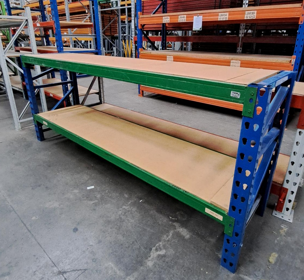 Workbench 1050H x 2560W x 600