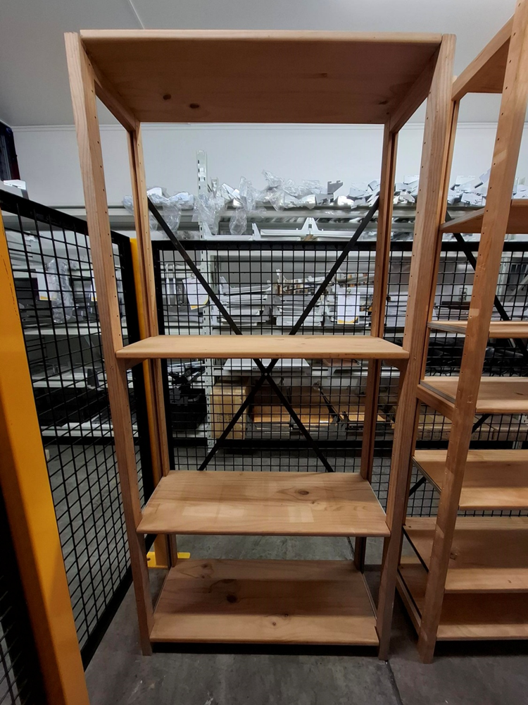 Lundia Shelving 1750H x 800W