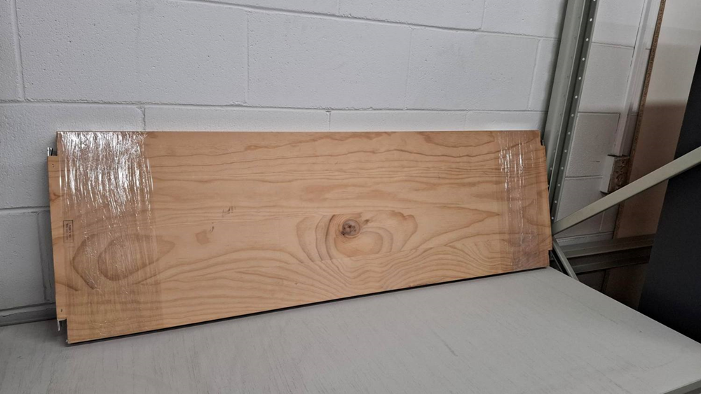 2x Lundia Shelves 1200 x 381